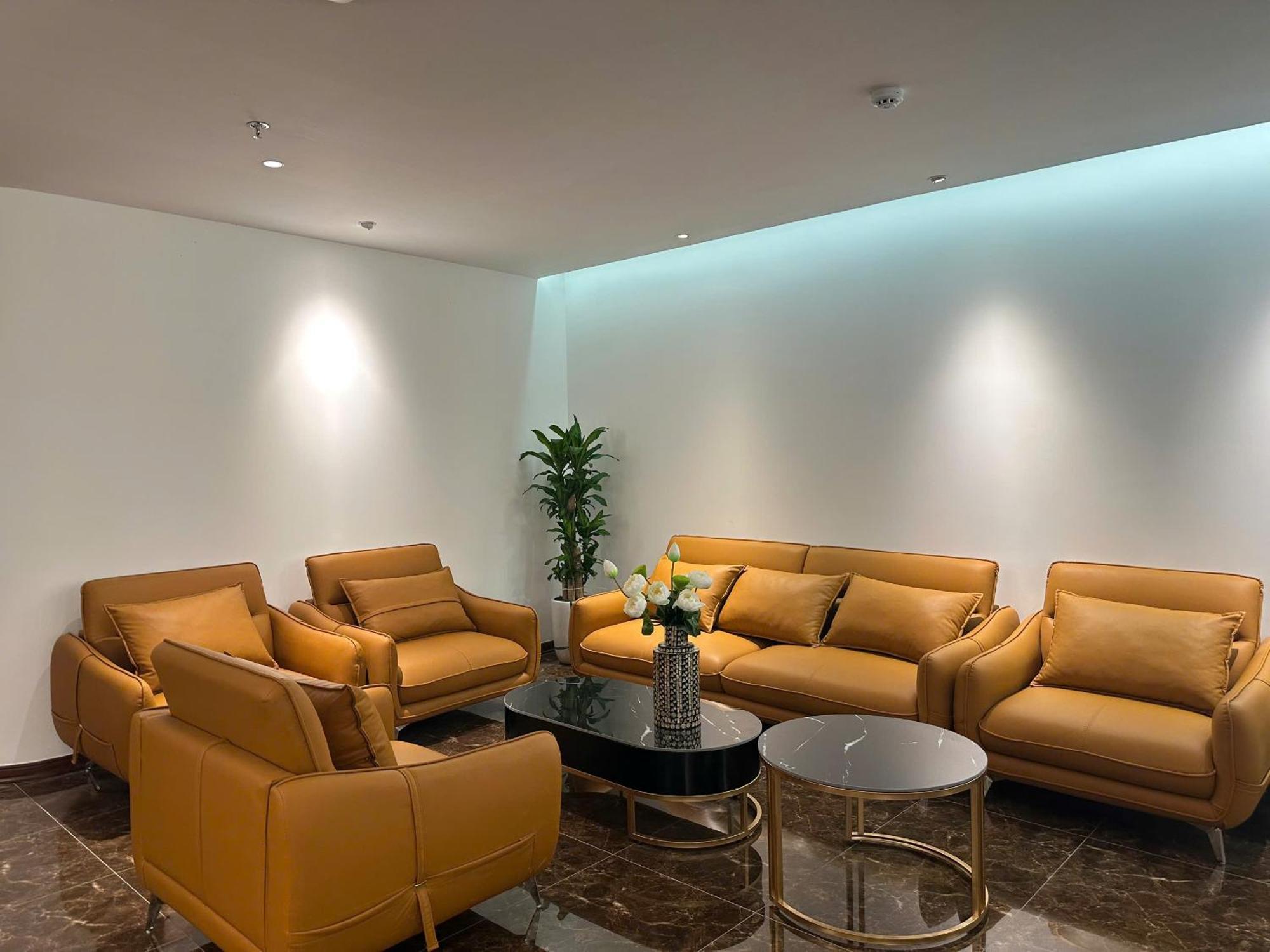 Luxe Paradise Hotel Nguyen Khac Hieu — Photos 3